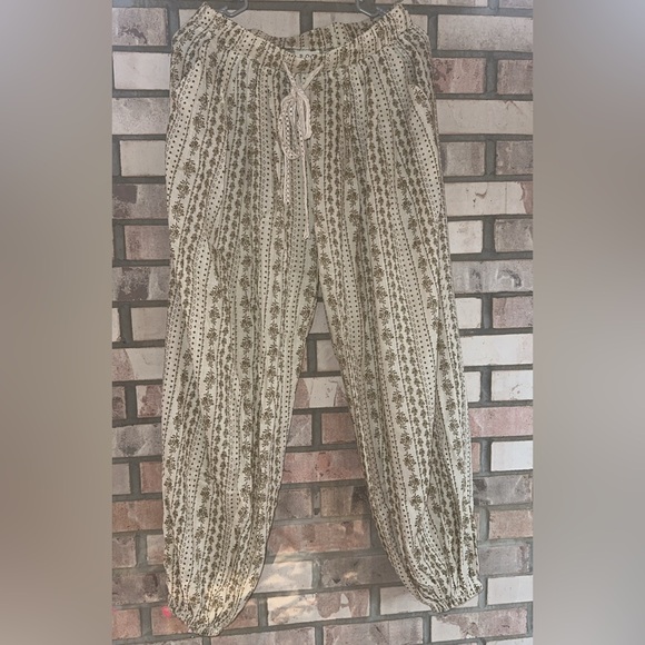 POL Floral Embroidered Drawstring Joggers with Lace Trim